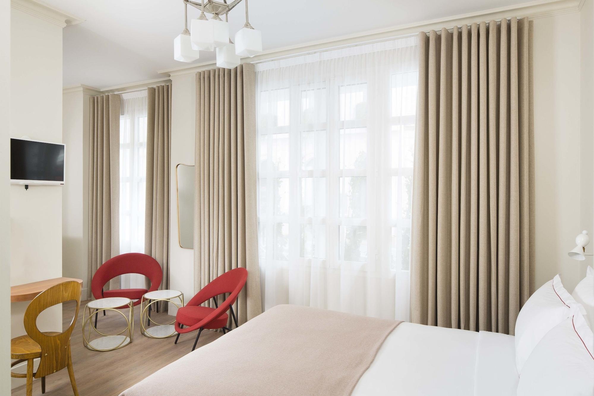 Hotel Celeste Batignolles Montmartre Paris Extérieur photo