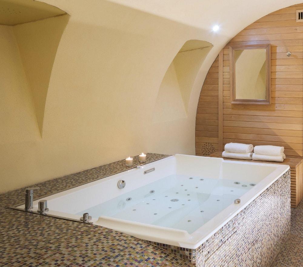 Hotel Celeste Batignolles Montmartre Paris Extérieur photo
